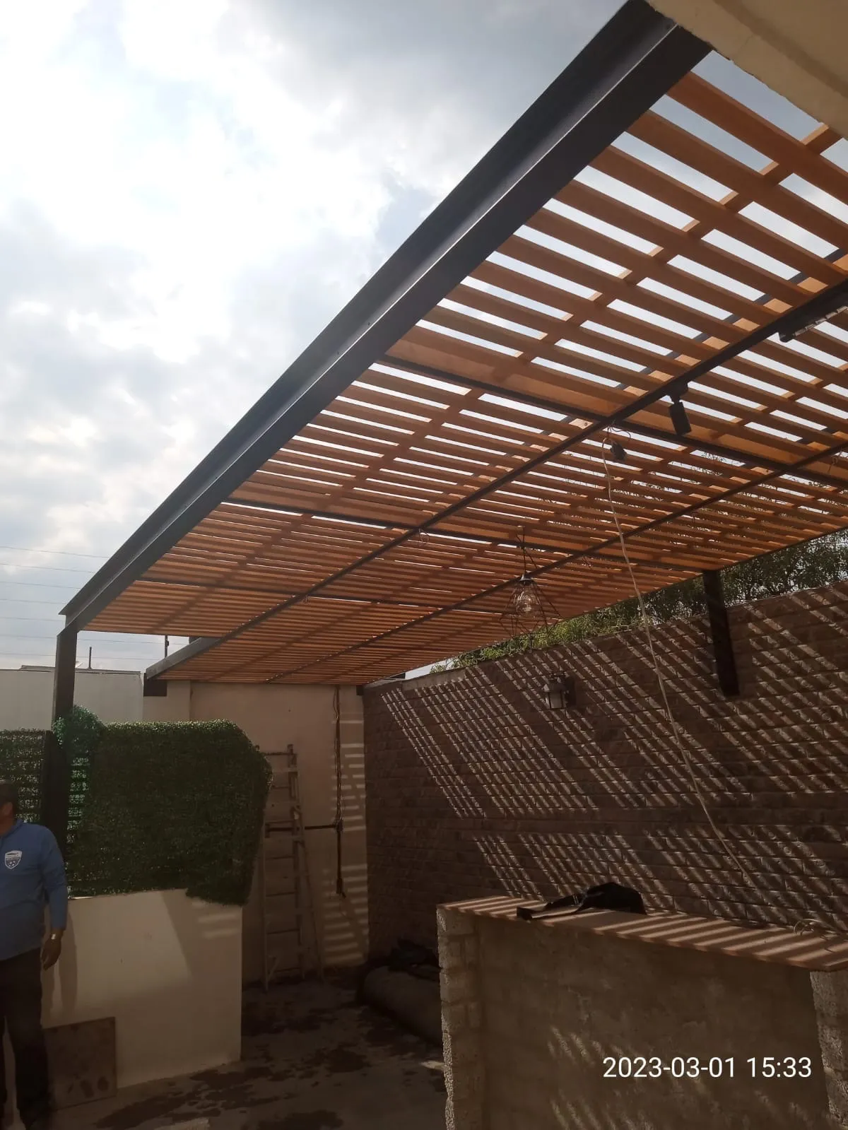 Madera y cristal texturizado