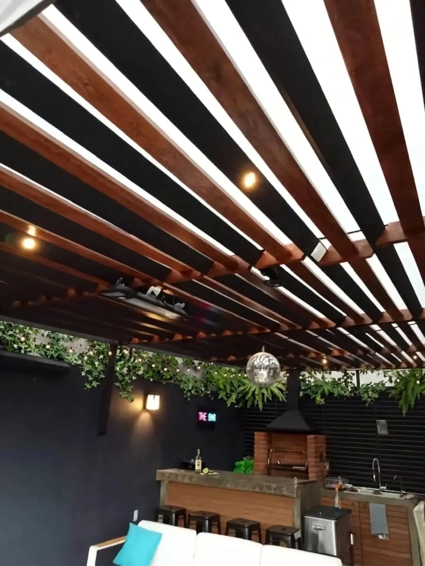 Pérgola de madera para lounge